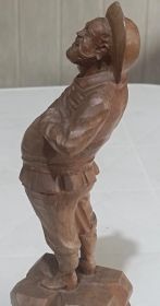 Rzeźby drewniane