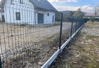 Oferujemy ogrodzenia metalowe murowane śiatka betonowe