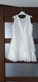 Sukienka biała rozm 128