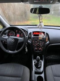 Opel Astra wersja J