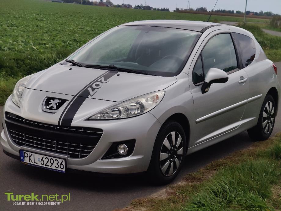 Peugeot 207 1,6 benz solar dach,...