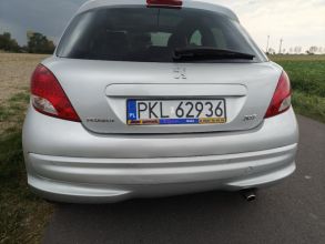 Peugeot 207 1,6 benz solar dach, serwisowany