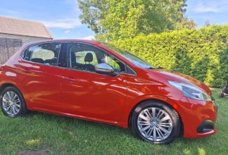 Peugeot 208 2015 rok 74 tys.km