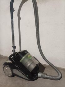 Odkurzacz firmy dirt devil 1000W.