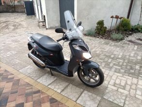 Aprilia sort Citi