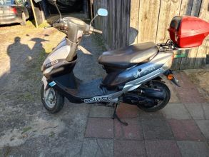 Sprzedam skuter Romet router