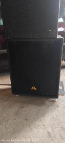 Subwoofery subbas 2szt Behringer Stx pasywne 18