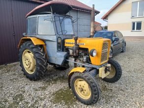 Sprzedam ciągnik c330 zarejestrowany