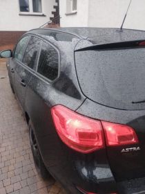 Opel astra J ! Niski przebieg ! 1.7 diesel