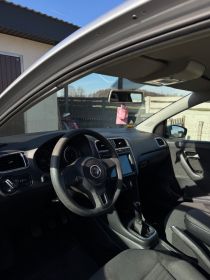Sprzedam Volkswagen Polo 2011