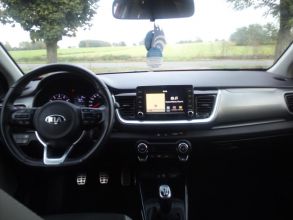 Kia stonic benzyna
