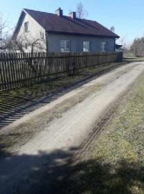 Dom z budynkami gospodarczymi i 5 ha ziemi, Ciemień,...