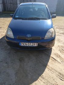 Toyota Yaris 1.0 benzyna