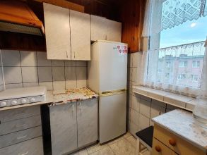 2 pokoje na Wyszyńskiego - wszędzie blisko, cena niska!