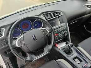 Citroen DS4 1.6hdi 120KM rok 2015
