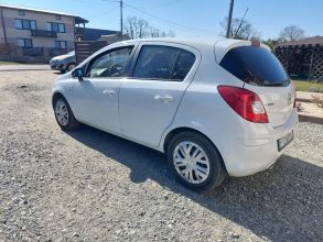 Opel Corsa D 1,4 benz 90KM bogate wyposażenie polecam...
