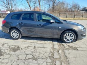 Opel Astra J SPORTS TOURER LIFT 1,6 cdti 2015 polecam...
