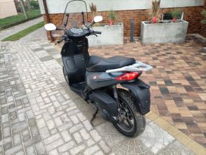 Aprilia sort Citi 125