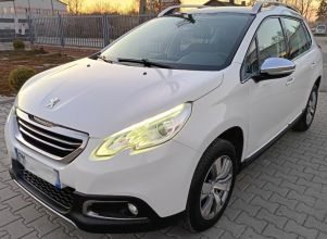 Peugeot 2008 wersja Allure panorama