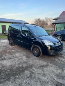 Samochód Citroen Berlingo