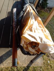 Duzy nowy parasol ogrodowy