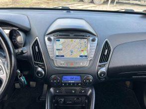 Hyundai ix35 1.6 BENZYNA Klimatronik Navi Ledy Kamera Xenon