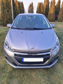 Sprzedam Peugeot 208 1.5 BlueHDi. Niski przebieg.