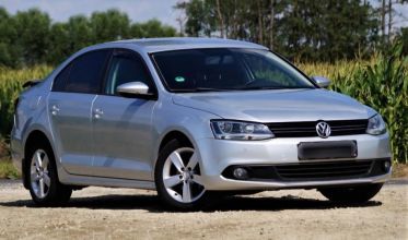 Volkswagen Jetta zarejestrowany, świeżo ubezpieczony,...