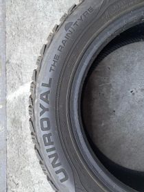Sprzedam 4 opony UNIROYAL