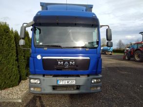 Syndyk sprzeda samochód ciężarowy MAN TRUCK TGL 8. 220...