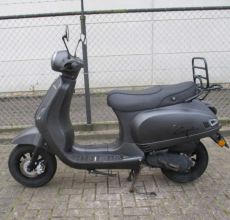 Skuter Santini Capri