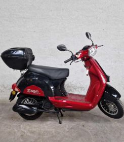Skuter AMG 4T 50cm3 2013r