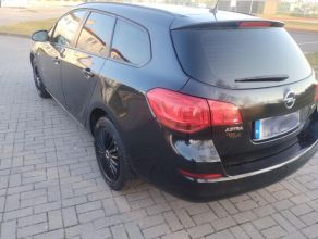 Okazja! Opel Astra J- 2011r. Na sprzedaż