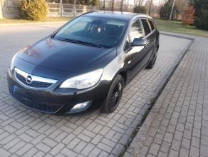 Okazja! Opel Astra J- 2011r. Na sprzedaż