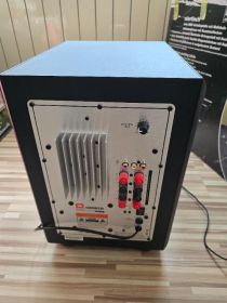 subwoofer JBL