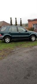 Sprzedam Mercedes ml 3,2 benzyna LPG HAK