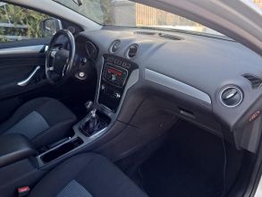 Sprzedam Ford Mondeo 2.0 TDCI 140KM,