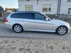 Bmw 318 D touring LIFT 2010 2,0 DIESEL 143KM PL..polecam