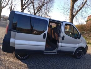 Vivaro/1.9/Diesel//6/-Osób/Ładny/Klima/ Zarejestrowany/