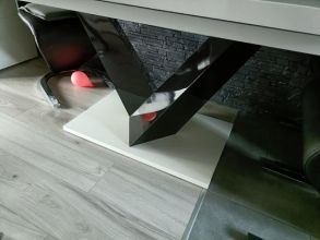 Stół i krzesła