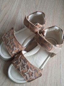 Sandałki Lasocki