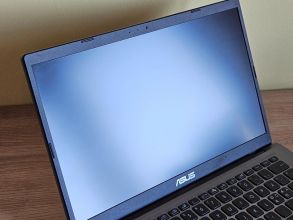 Nowy laptop Asus