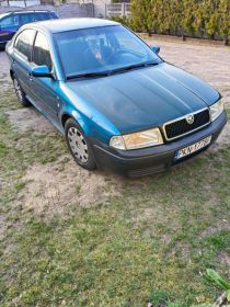 Witam sprzedam autko Skoda