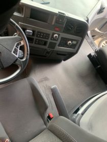 Mobilne pranie tapicerki samochodowej