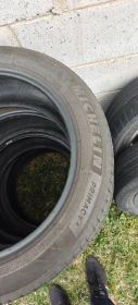 Michelin 225/50 R18