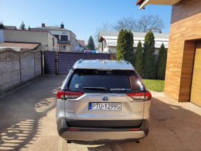 TOYOTA RAV4 EXECUTIVE HYBRYDA 4x4 Bardzo Mały Przebieg