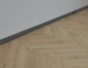 Listwy przypodłogowe 100% wodoodporne PCV super jakość...