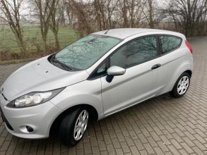 sprzedam ford fiesta mk7 2012r