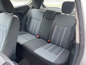 sprzedam ford fiesta mk7 2012r