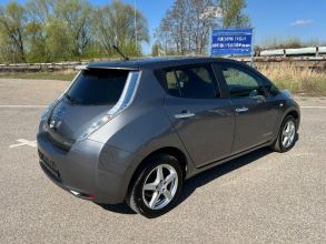 Nissan Leaf Pełna Możliwa Opcja Serwisowany Bezwypadkowy